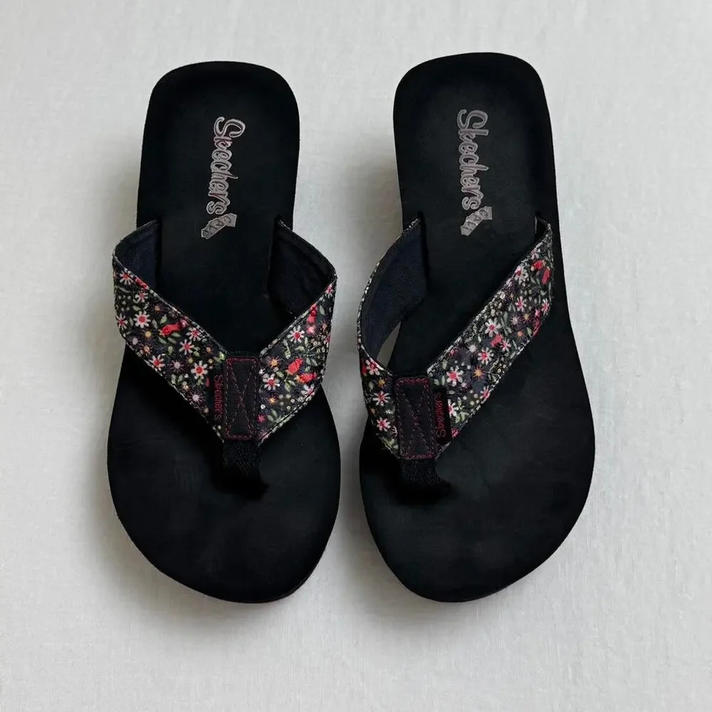 Skechers Cali Black Platform Chunky Floral Print Flip Flops Size US 8 Whimsy